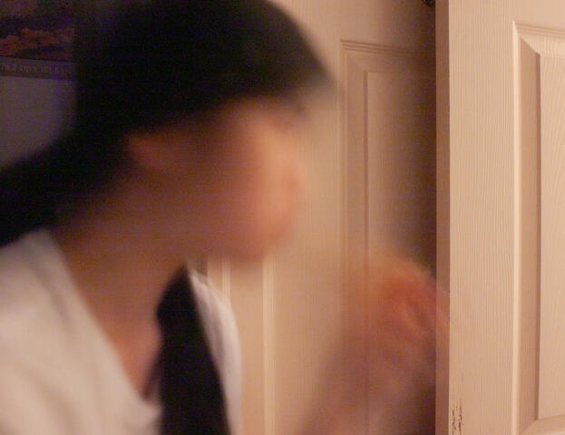 Eating an Apple for 6 Minutes and 16 Seconds (377 seconds)